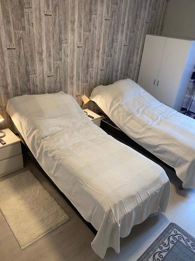 Kemi City Ll, Near Snowcastle, Premium 3 Rooms, Kitchen , Glazed Balcony Free Parking エクステリア 写真